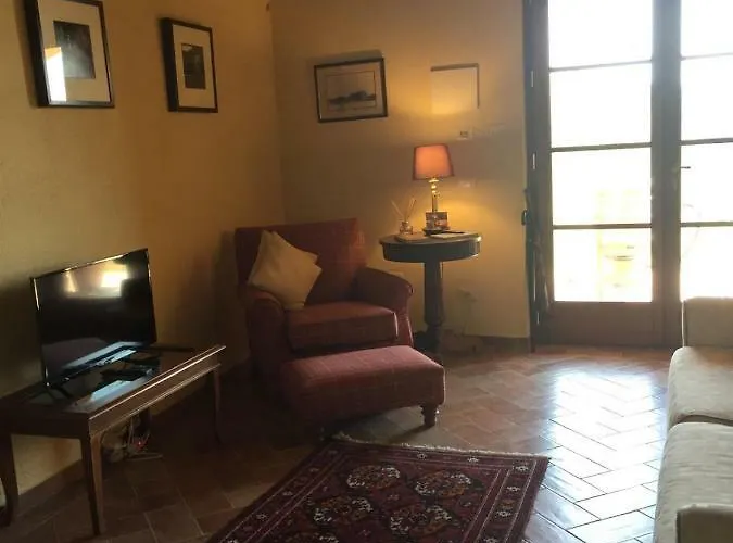 Podere Dell'alloro Apartment *